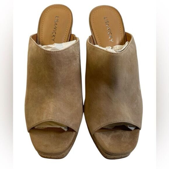 NIB Lisa Vicky Women's Joy V Camel Tan Kid Suede Mule Sandal Heel - Size 8 - Picture 1 of 10